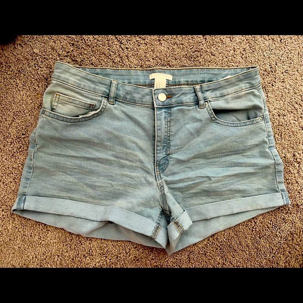 H&M light Jean shorts